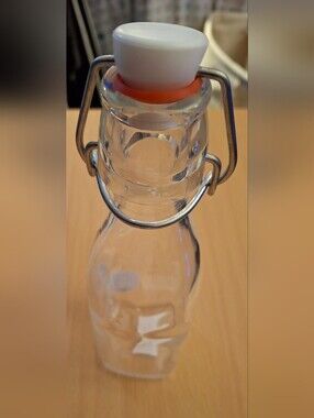 Bormioli Luigi SWING 25 cl (8 1/2 oz) Clear Glass Swing Top Bottle Italy